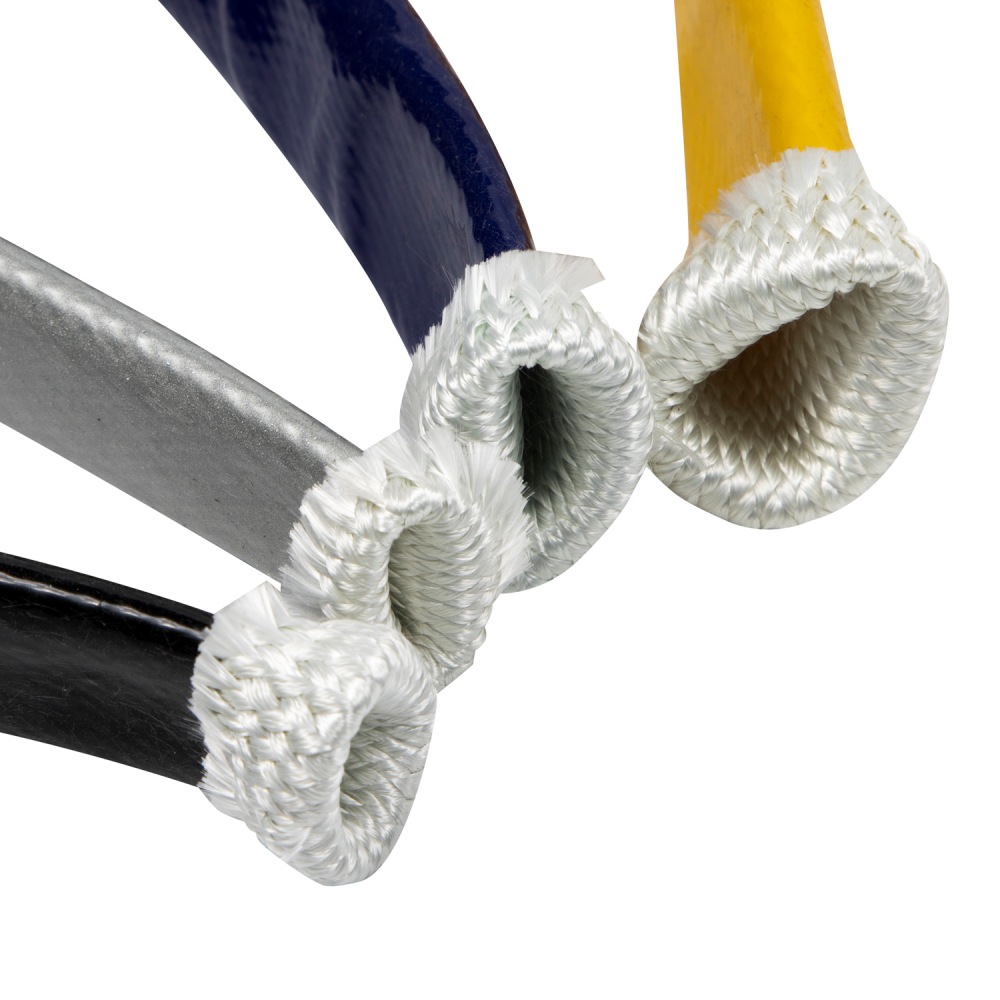 Applications automobiles de la gaine thermique en silicone noir pour câbles, tuyaux et conduites d'huile