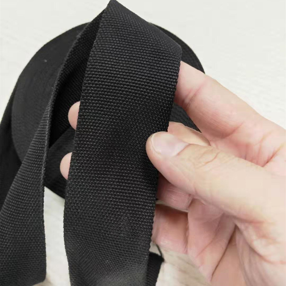 Qu'est-ce que le manchon de protection en nylon pour flexible et comment est-il utilisé ?