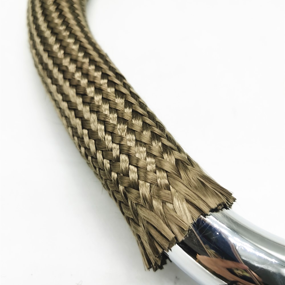 Manchon isolant pour tuyau d'échappement — Protection thermique durable pour conditions extrêmes